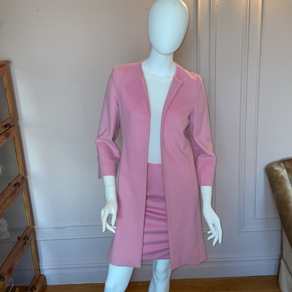 Rose wool two piece jacket and skirt - Picture 5 of 11